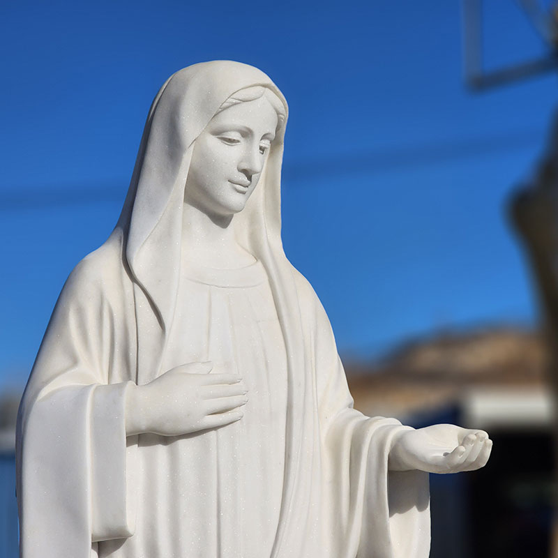 4 Ways to Clean and Maintain Your Marble Statues