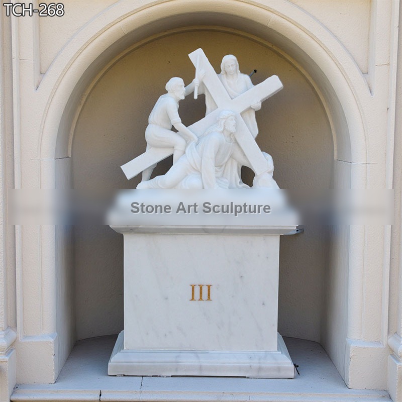 Station III | Jesus Falls The First Time Statue detail image