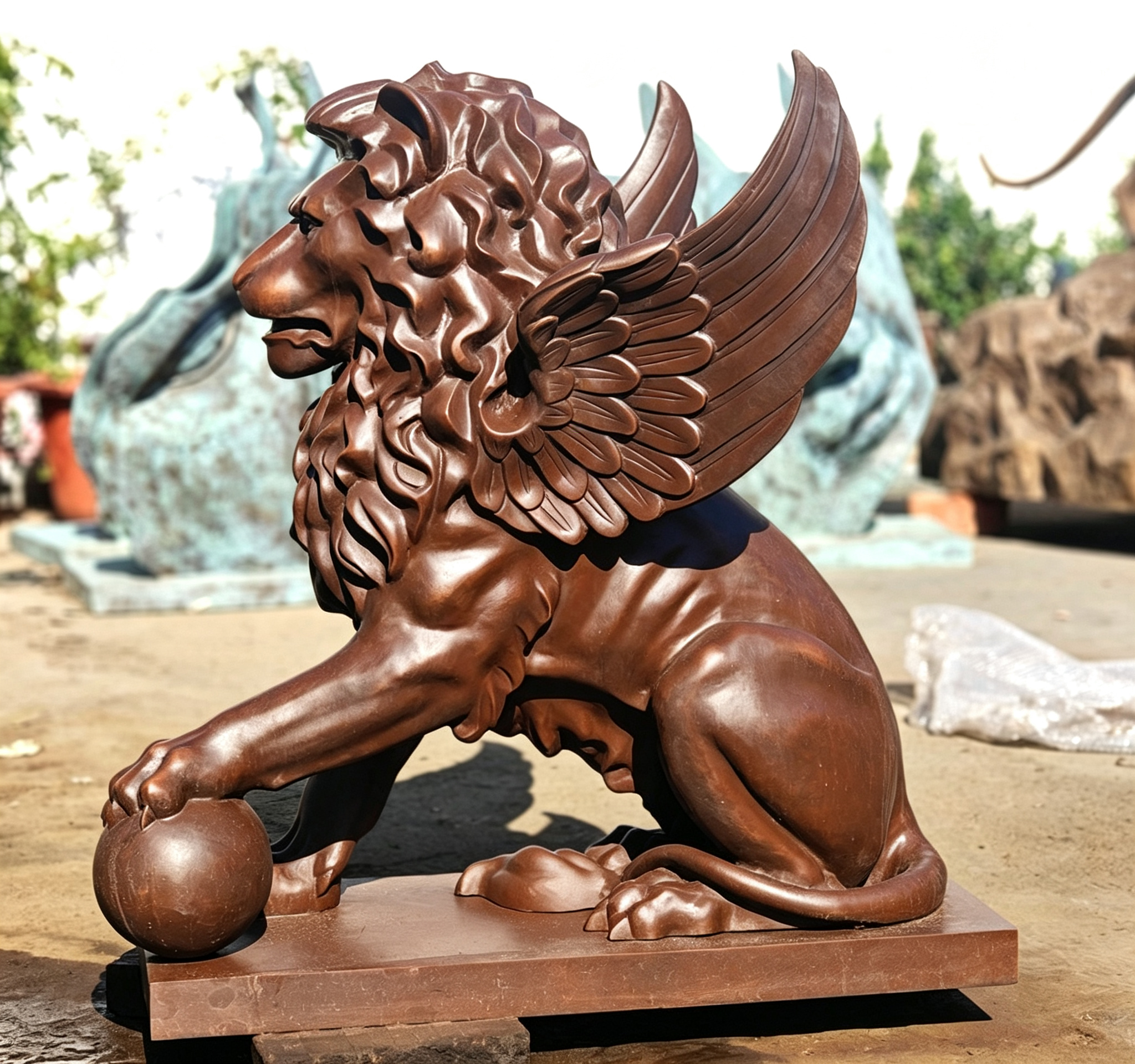 Western Bronze Lion Statue with Wing
