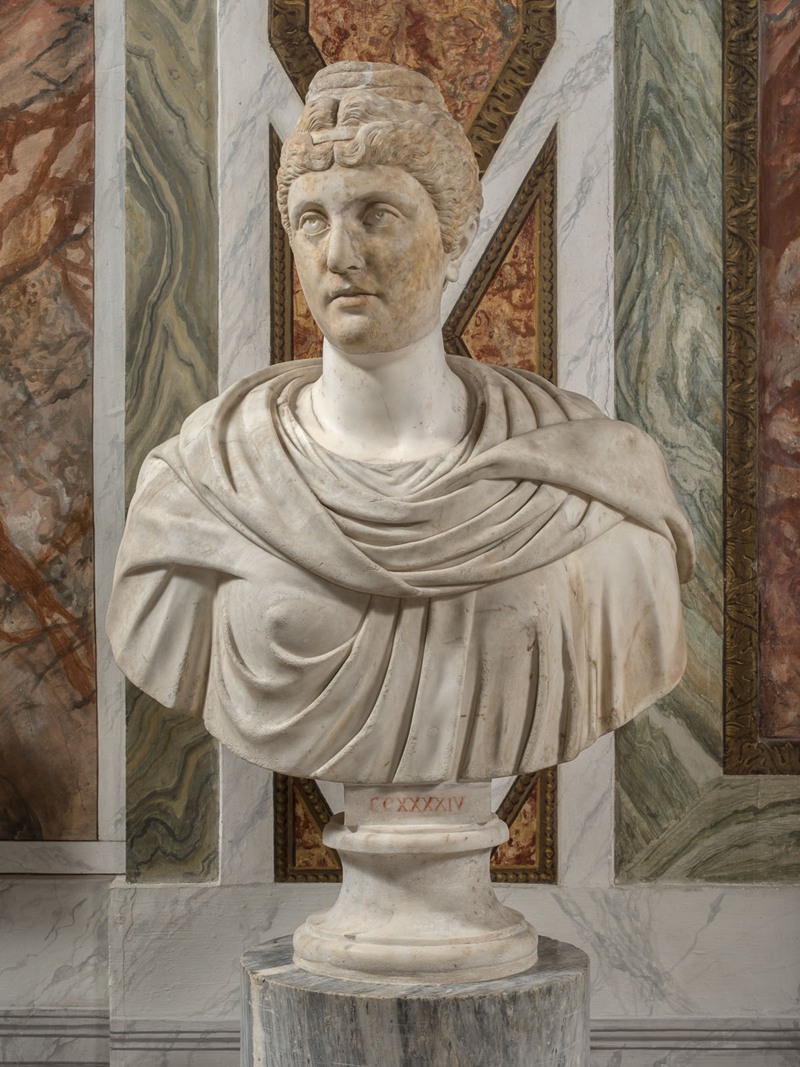 bust of faustina the elder
