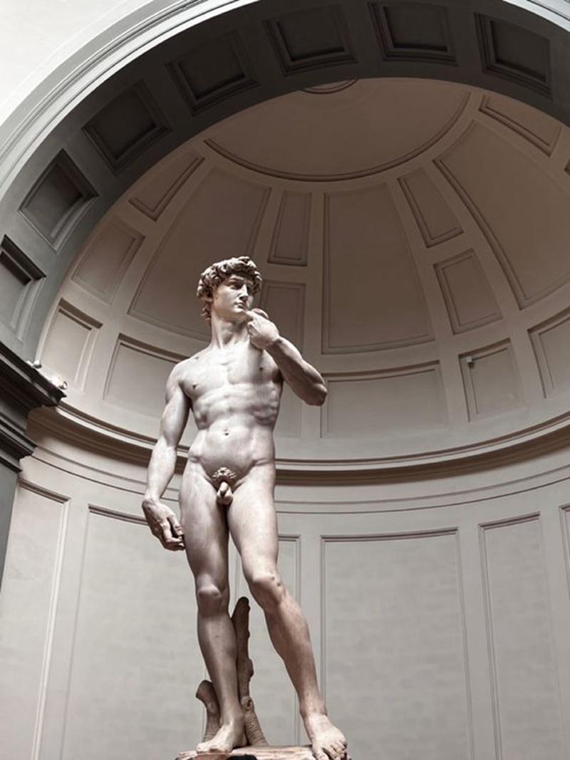 What is the Renowned Marble Sculpture by Michelangelo?