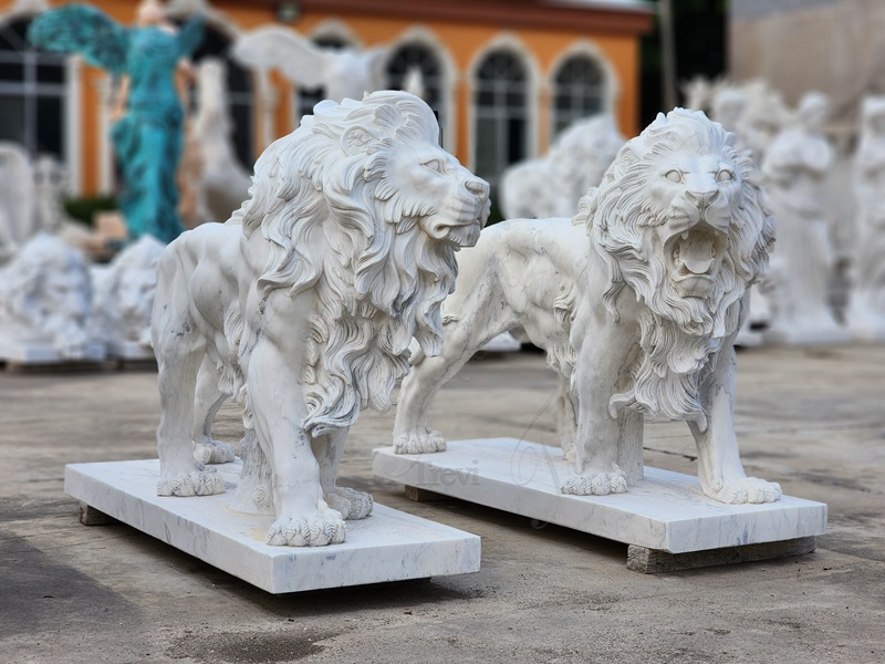 The Majestic Roaring Lion Statue