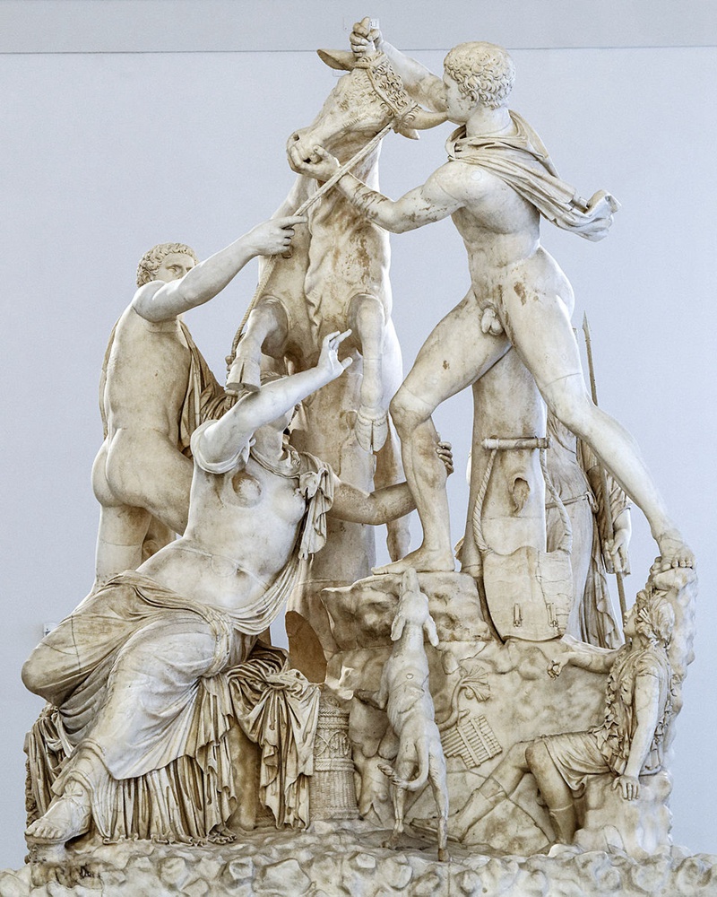 Farnese Bull statue