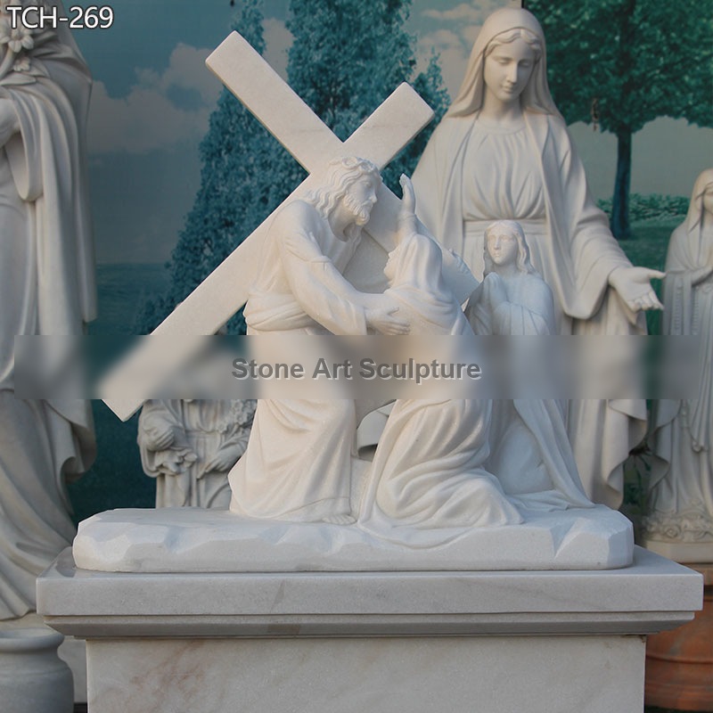 Station IV | Jesus Meets His Mother Marble Statue detail image