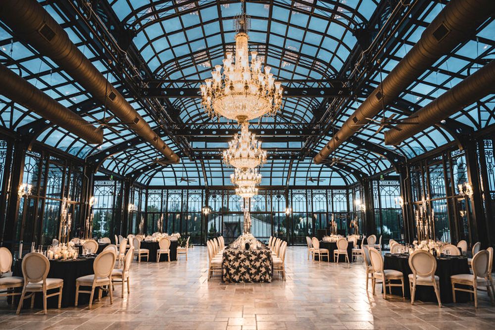 Luxurious Victorian Greenhouse for Weddings