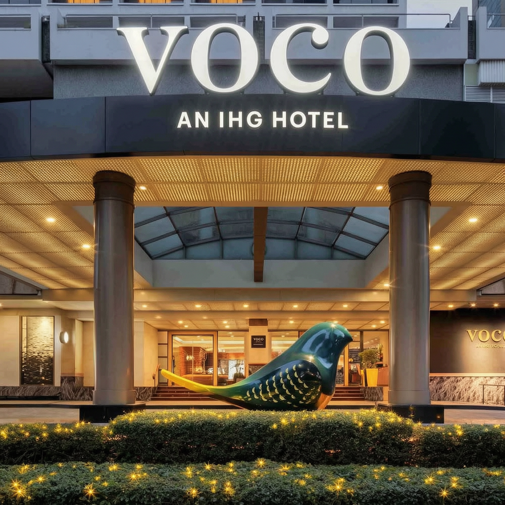 metal bird sculpture for hotel project