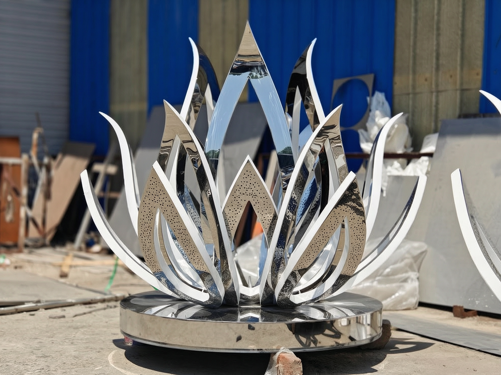 Finished stainless steel lotus sculptures before delivery (1)