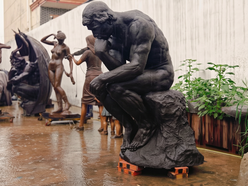 Bronze The Thinker Statue