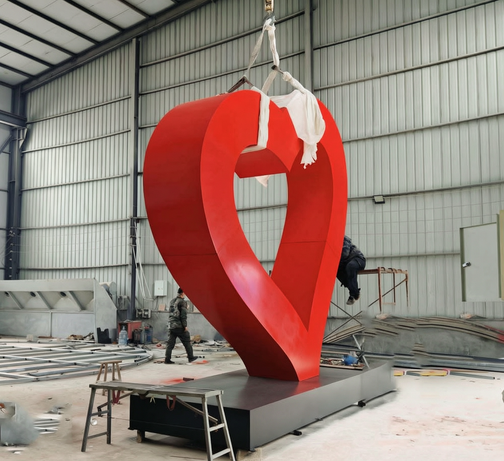 heart sculpture factory trial assembly (4)