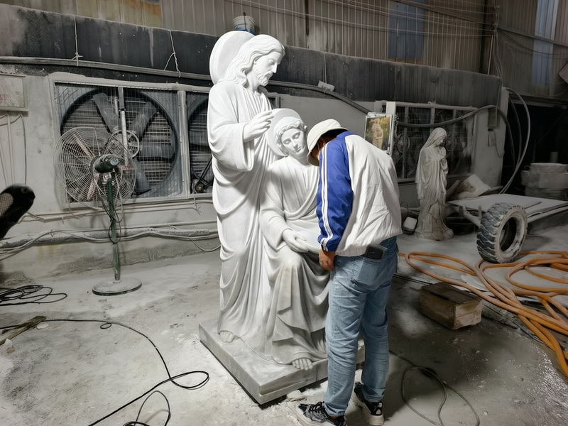 Jesus and Saint John the Evangelist marble statue carving process