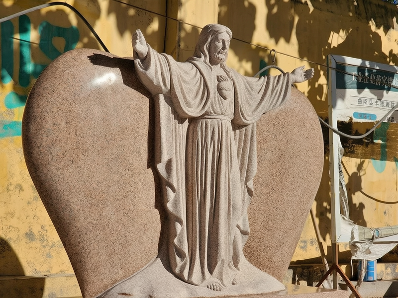 Granite Jesus Statue headstone for Cemetery
